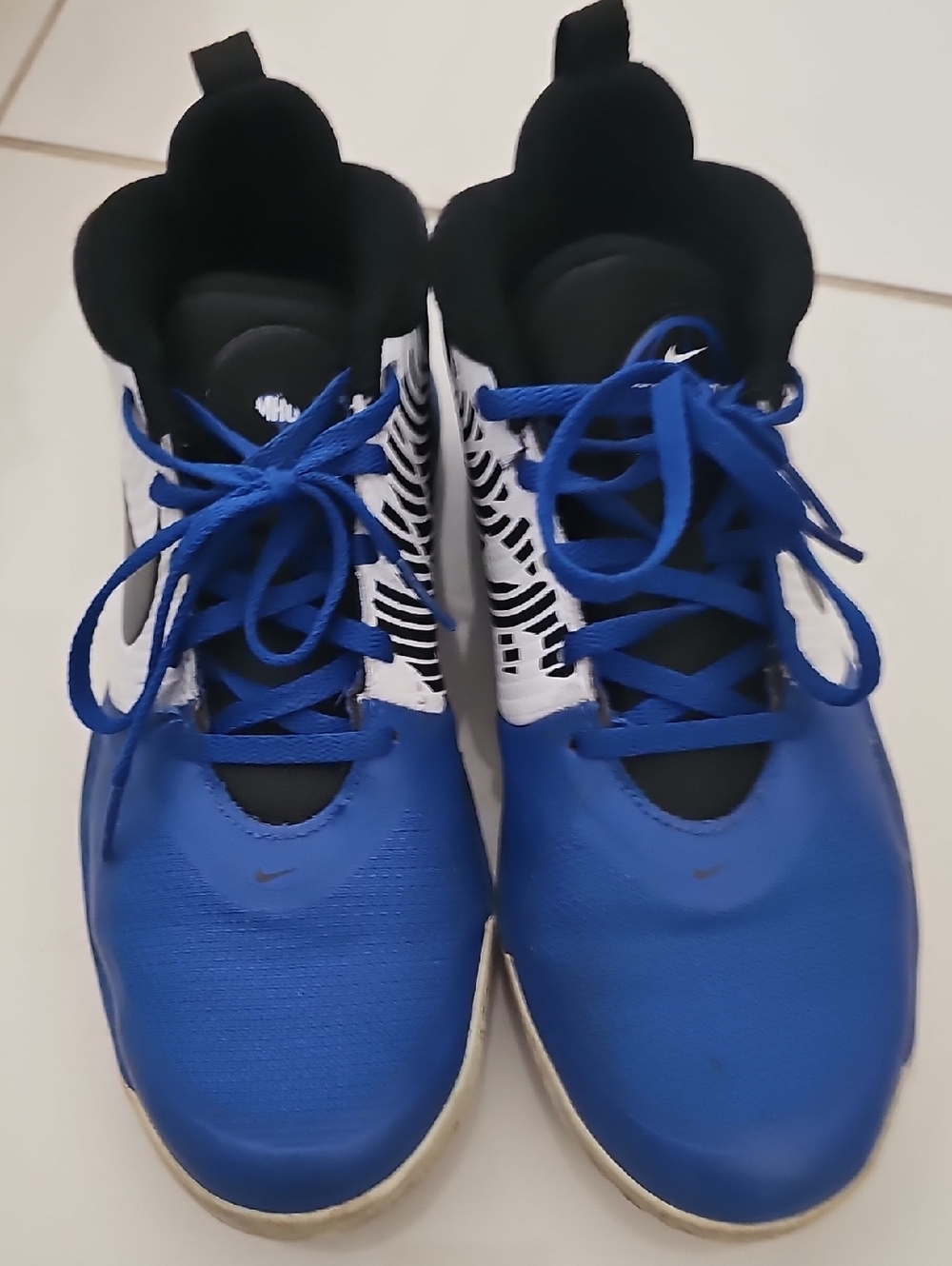 Kids Athletic Shoes - Blue